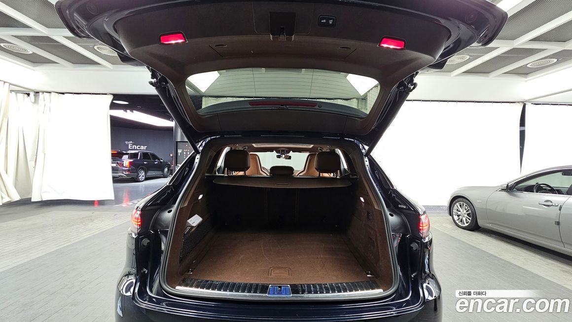 Porsche Cayenne 2022