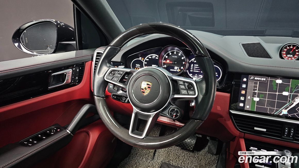 Porsche Cayenne 2022