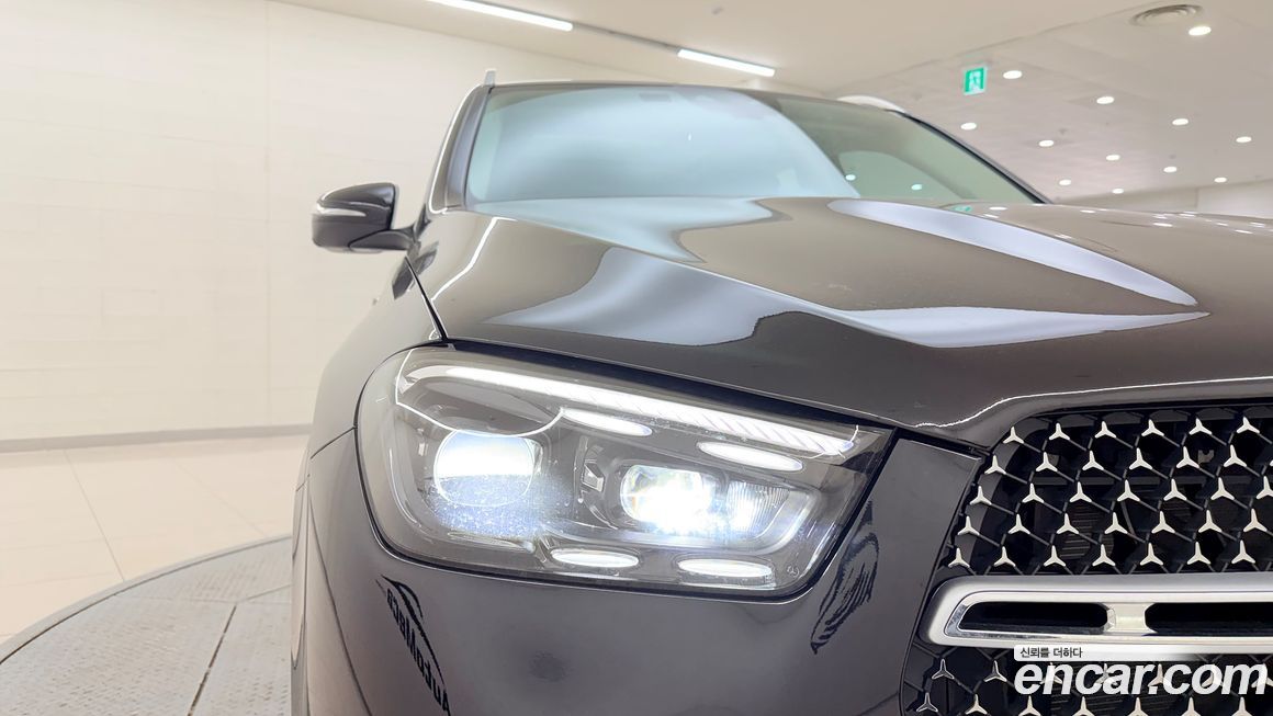 Mercedes-Benz GLE-Class 2025