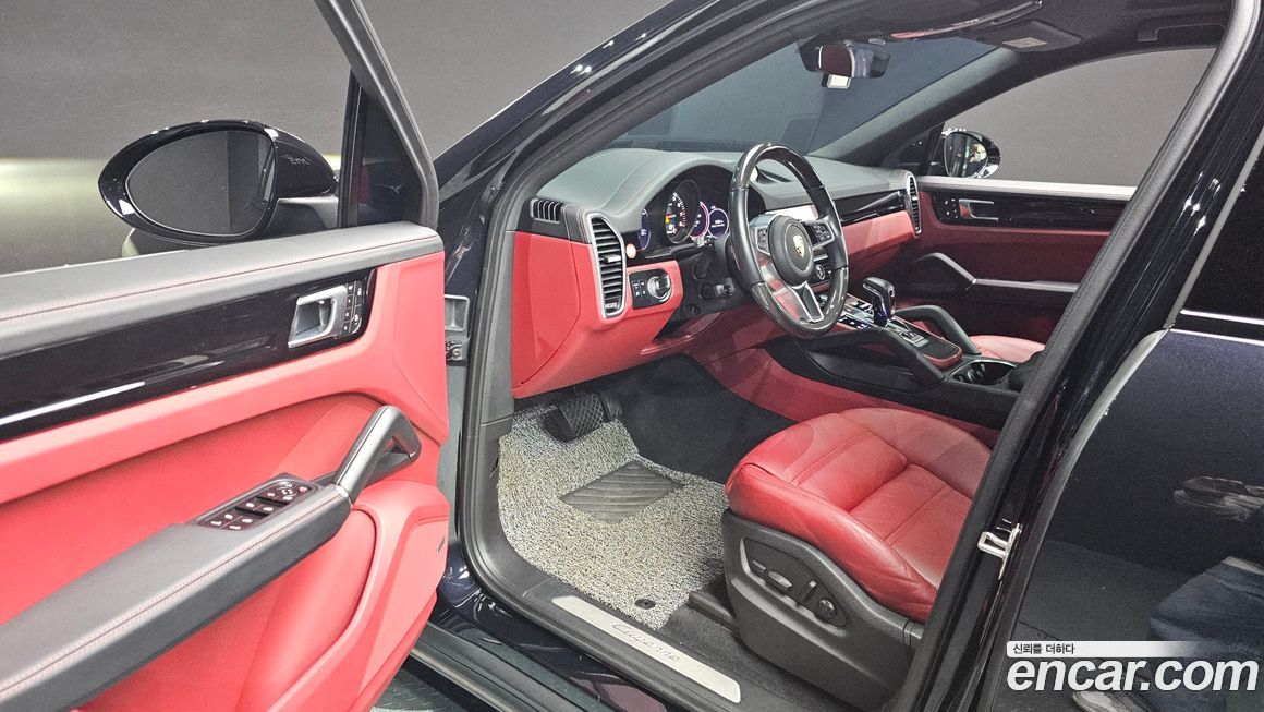 Porsche Cayenne 2022