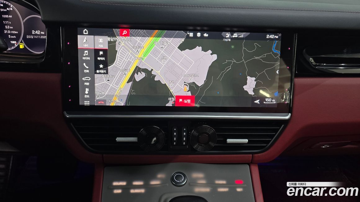 Porsche Cayenne 2021