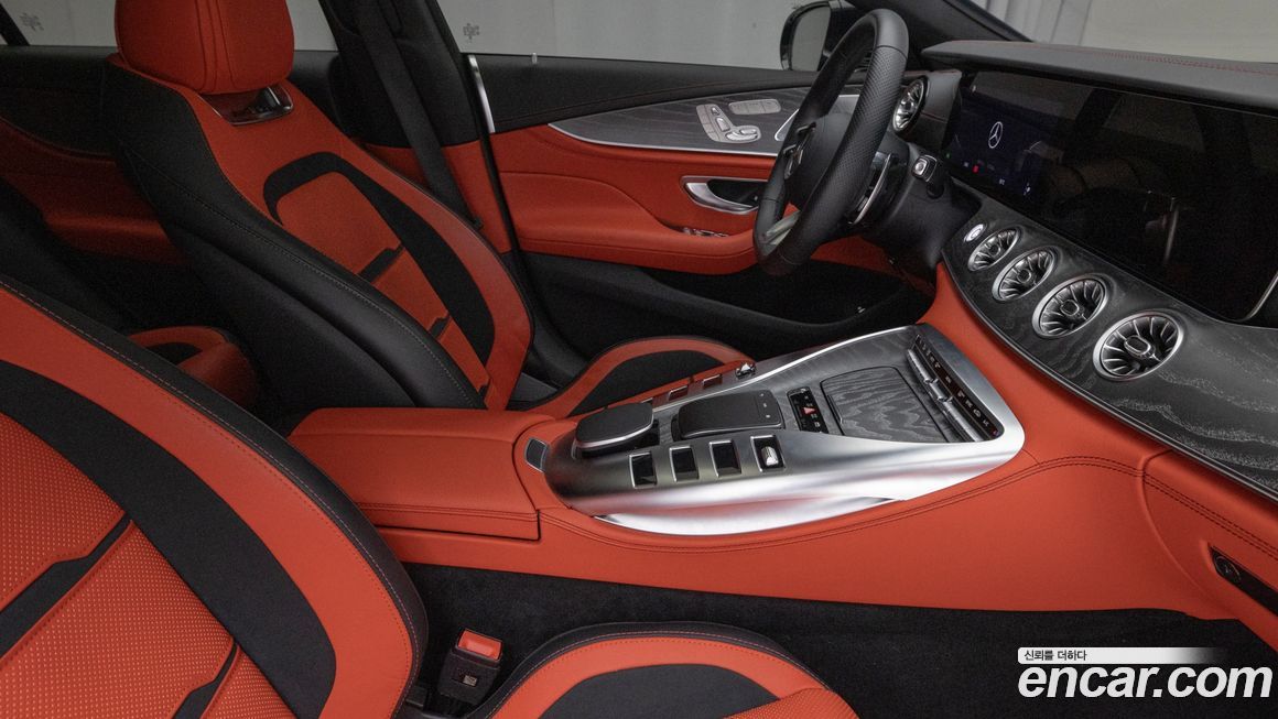 Mercedes-Benz AMG GT 2024