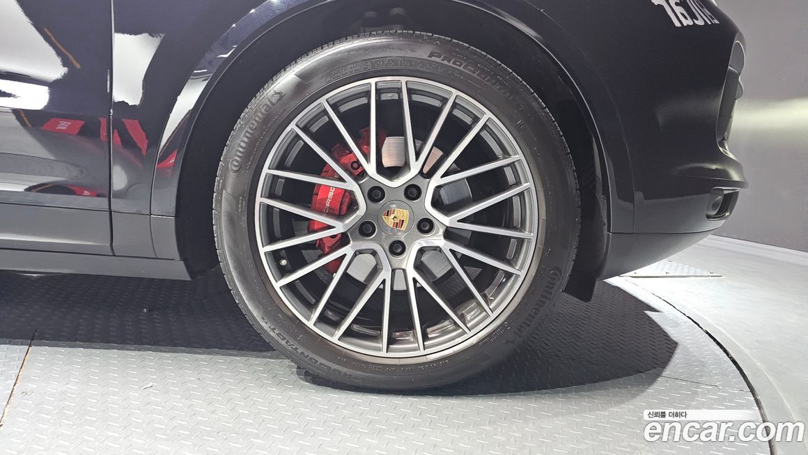 Porsche Cayenne 2022