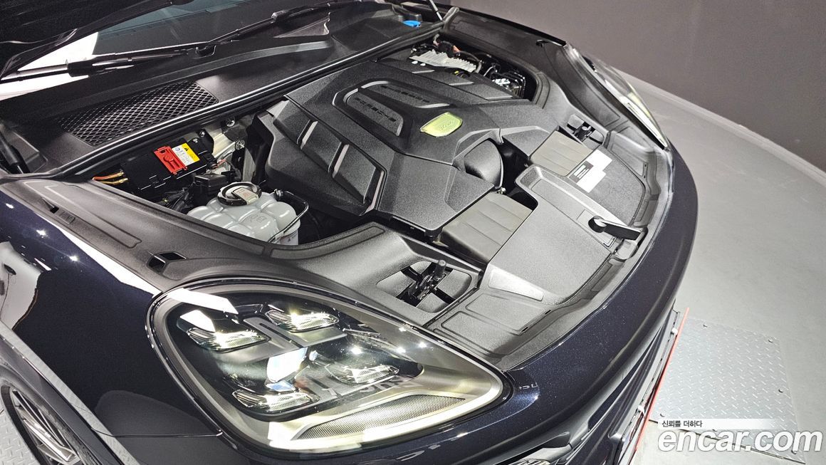 Porsche Cayenne 2022