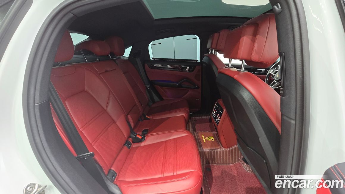 Porsche Cayenne 2021