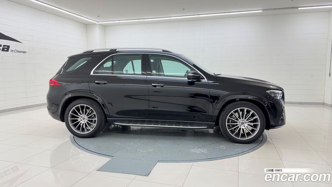 Mercedes-Benz GLE-Class 2025
