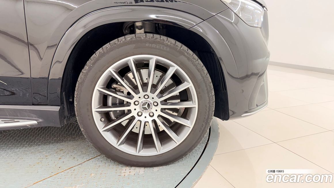 Mercedes-Benz GLE-Class 2025