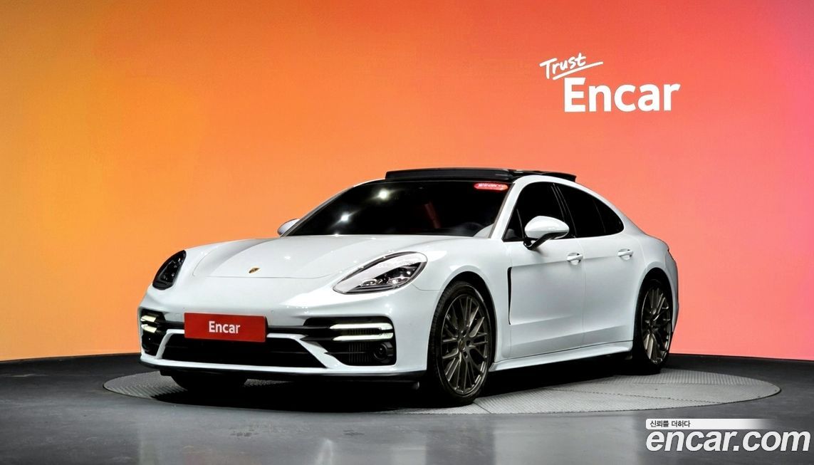 Porsche Panamera 2022