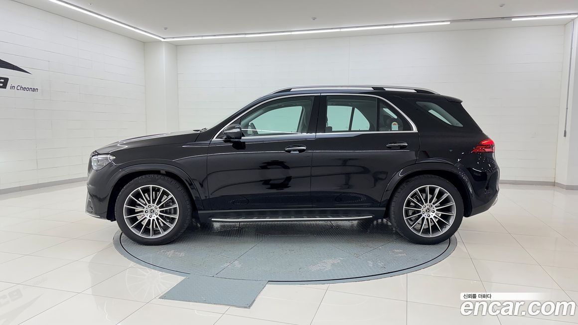 Mercedes-Benz GLE-Class 2025