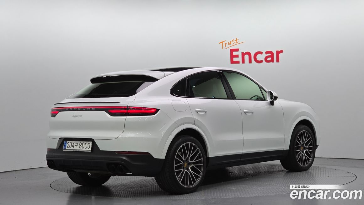 Porsche Cayenne 2021