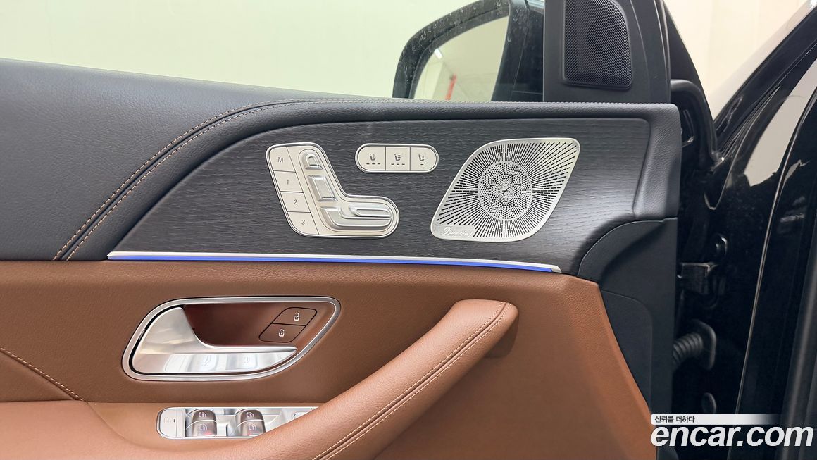 Mercedes-Benz GLE-Class 2025