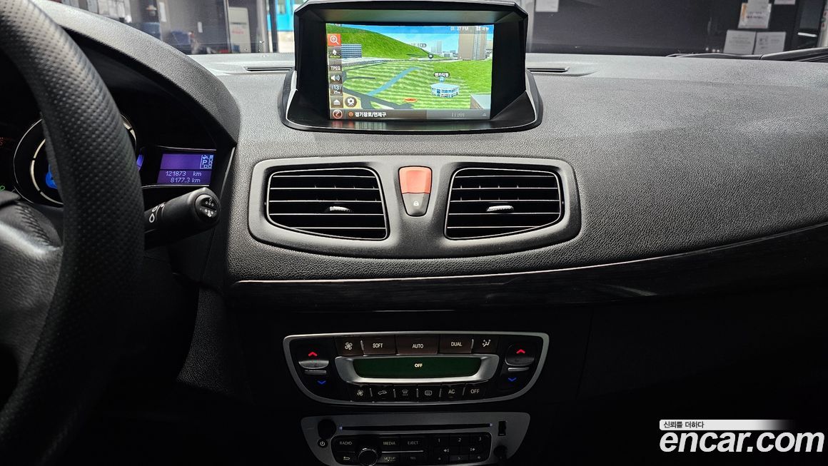 Renault-KoreaSamsung SM3 2015