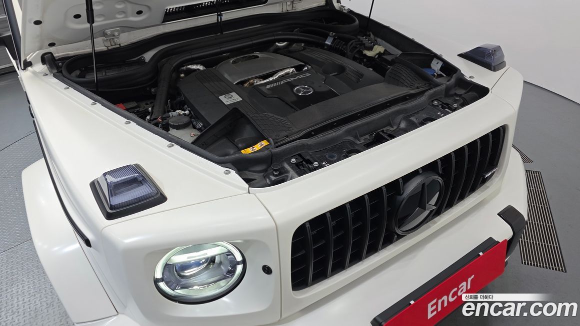 Mercedes-Benz G-Class 2025