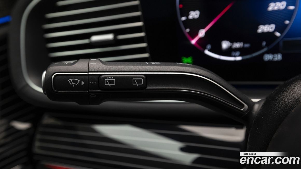 Mercedes-Benz GLS-Class 2025