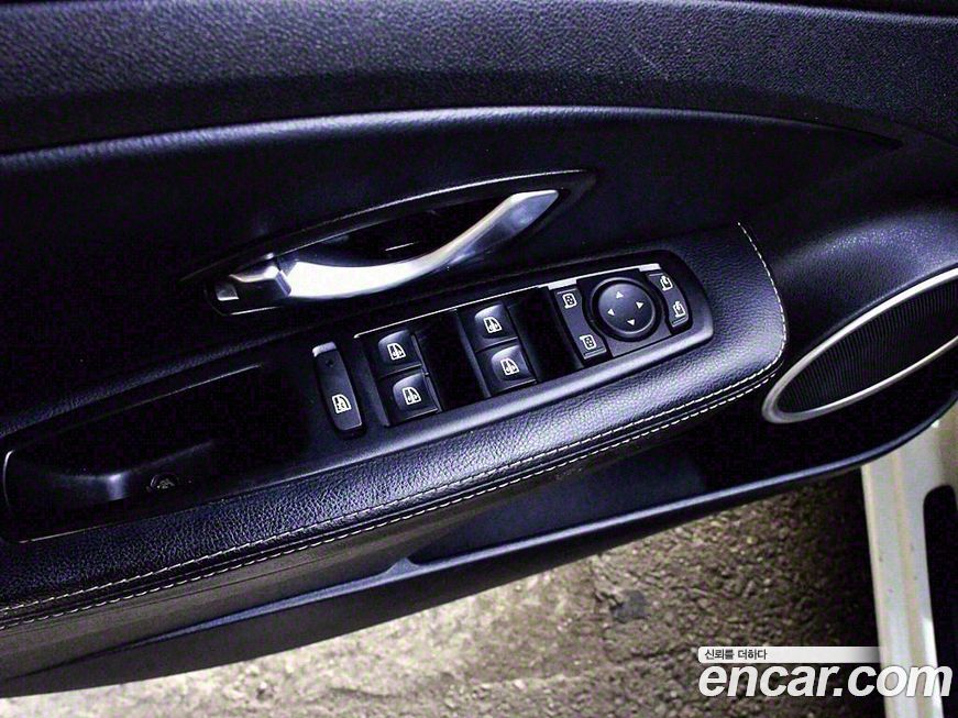 Renault-KoreaSamsung SM3 2011