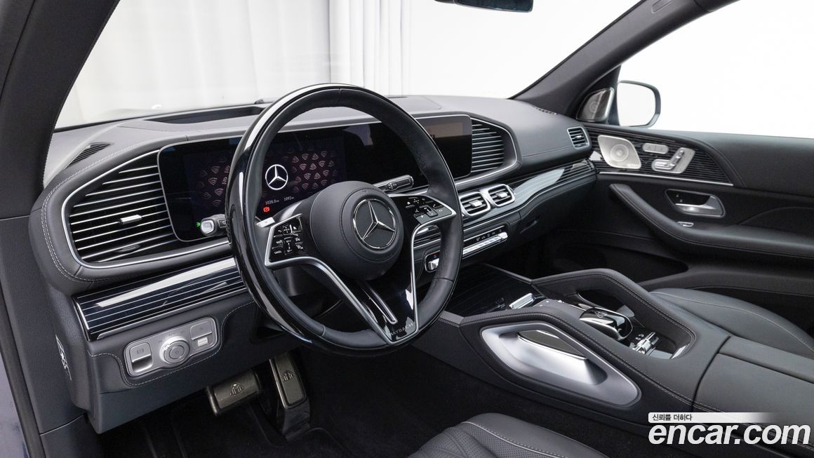 Mercedes-Benz GLS-Class 2025