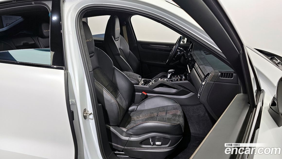 Porsche Cayenne 2023