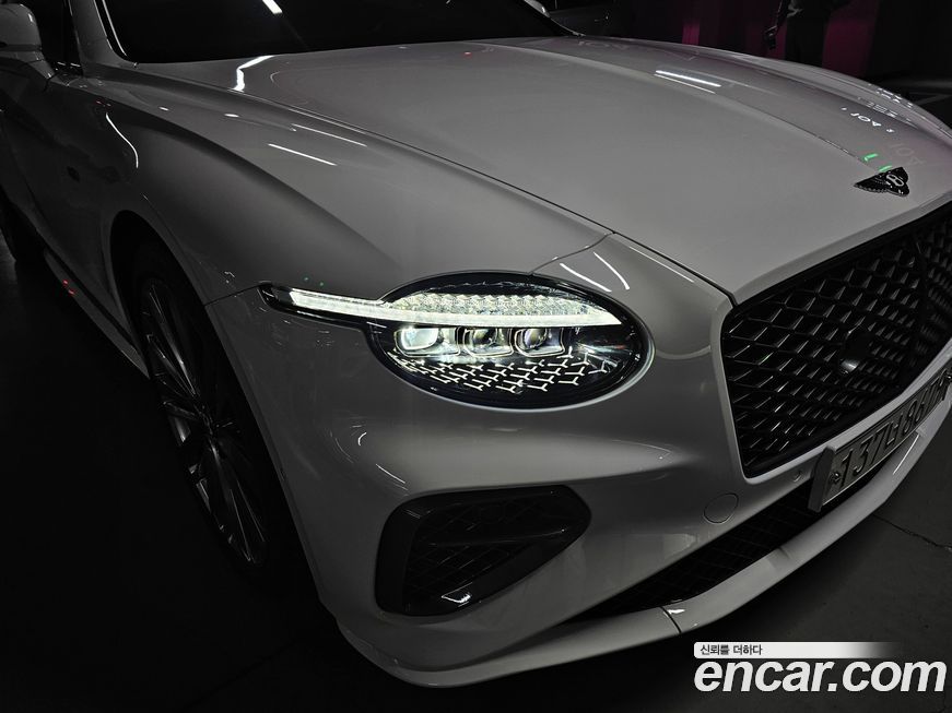 Bentley Continental 2025