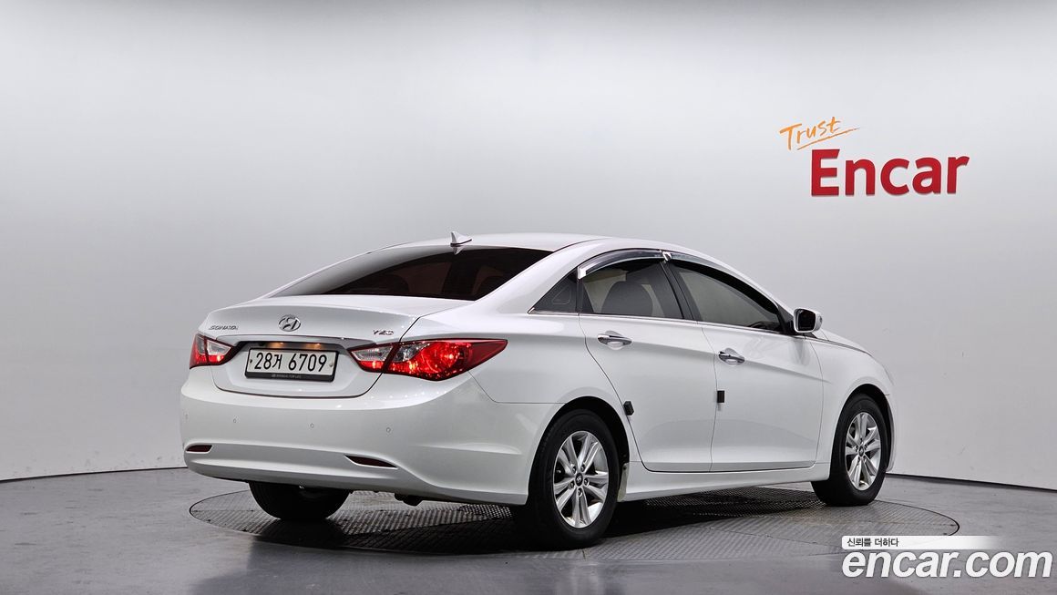 Hyundai Sonata 2010