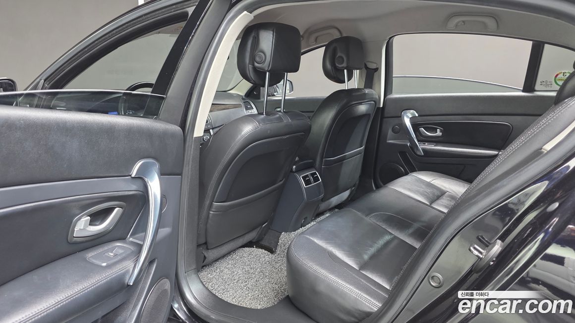 Renault-KoreaSamsung SM5  2013