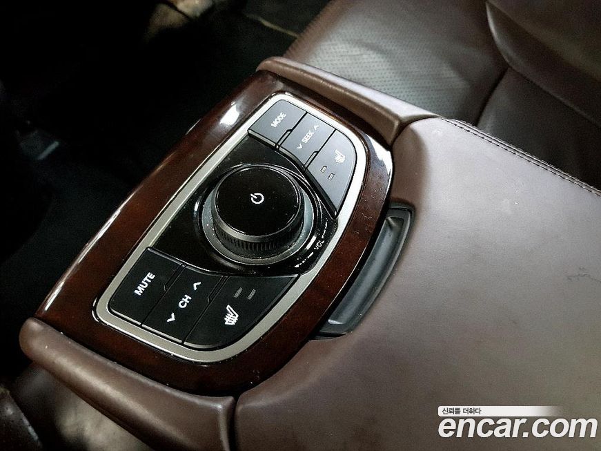 Hyundai Grandeur 2014