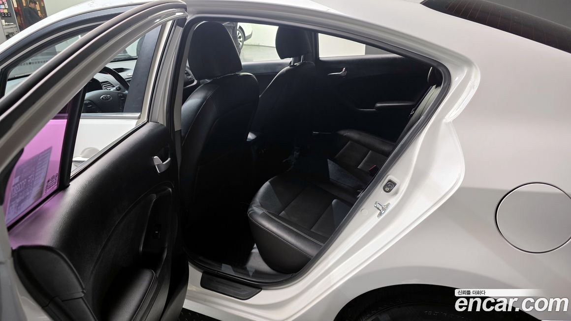Kia K3 2015
