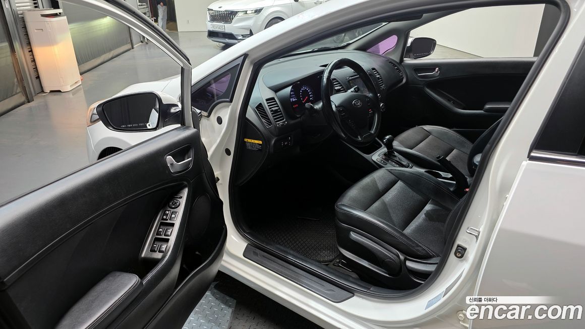 Kia K3 2015