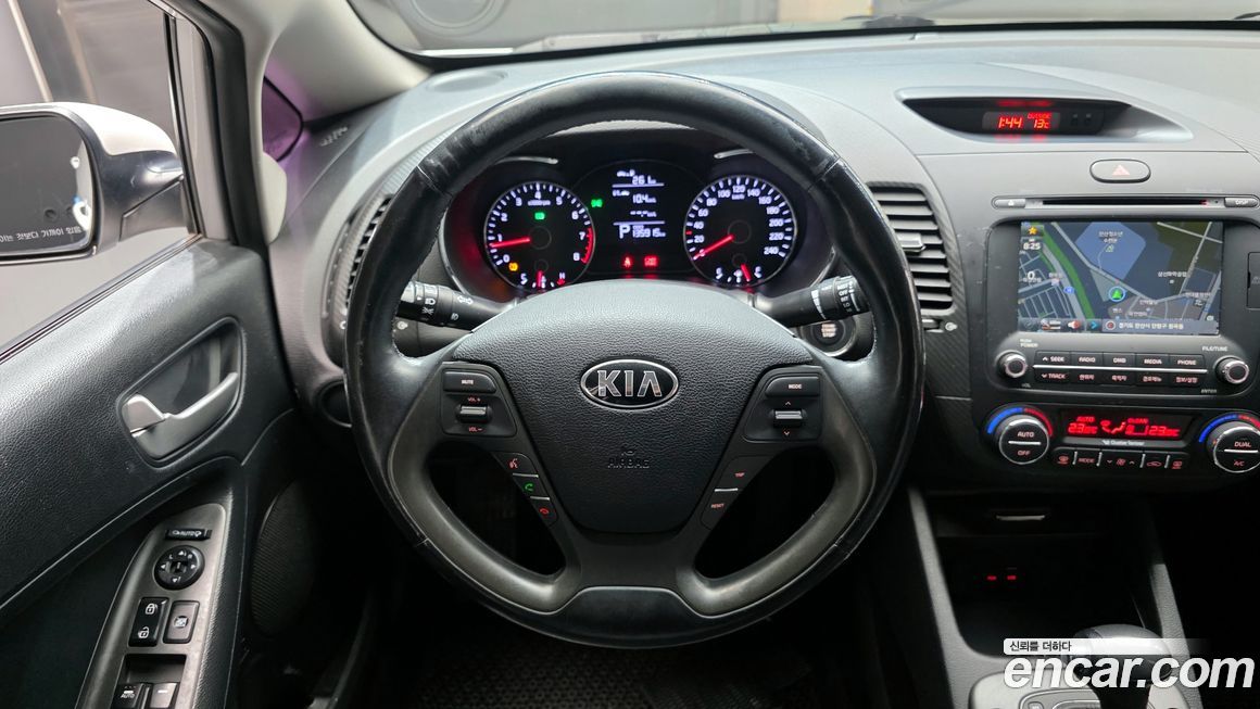 Kia K3 2015