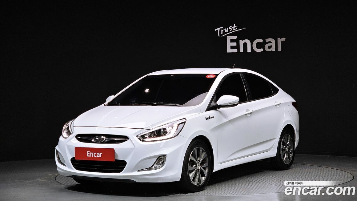 Hyundai Accent 2015