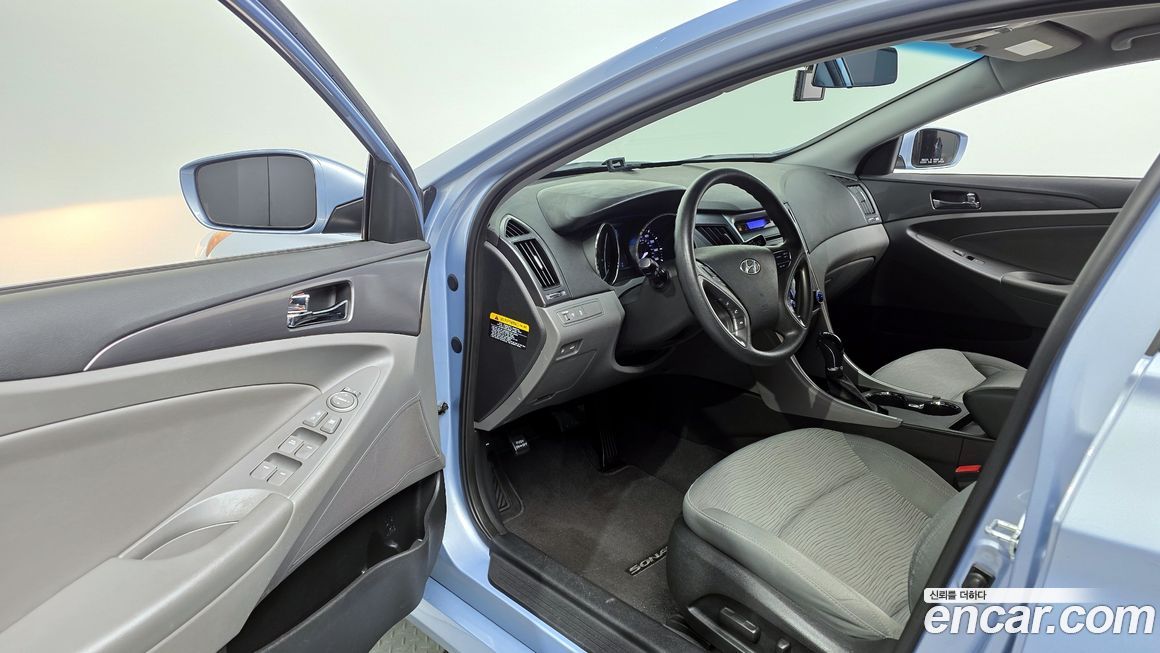 Hyundai Sonata 2011