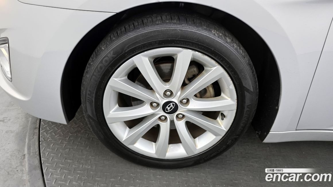 Hyundai i40 2012