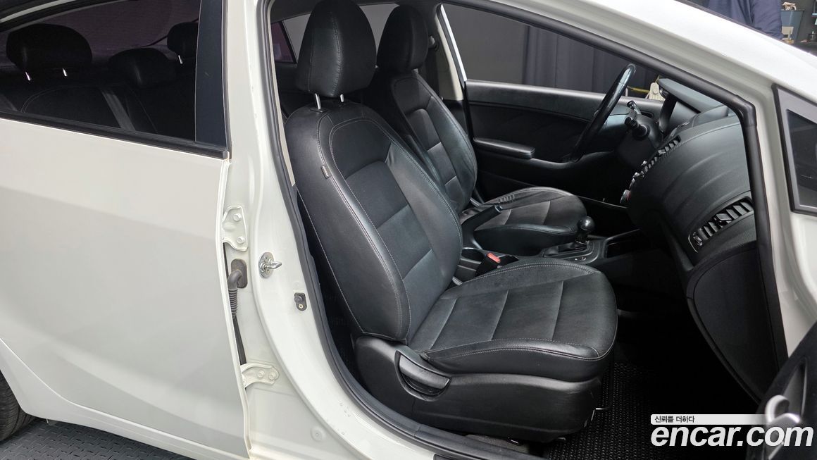 Kia K3 2015