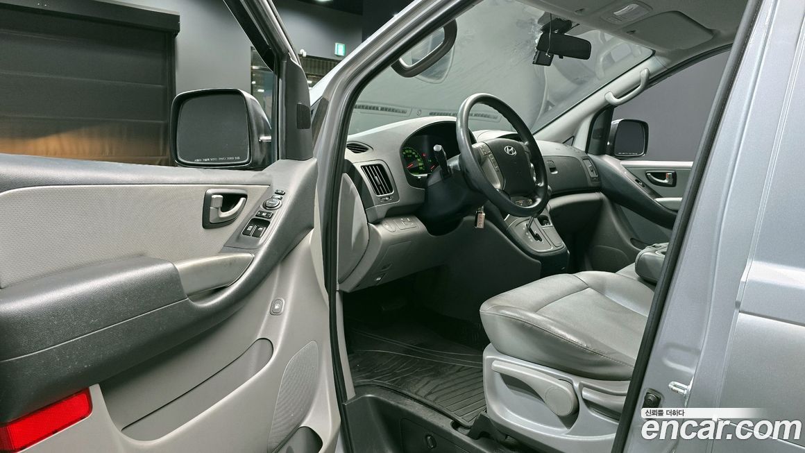 Hyundai Starex 2013