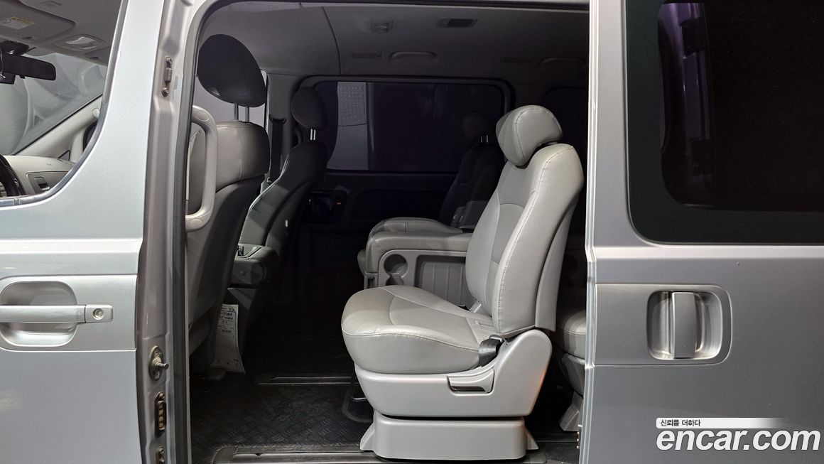 Hyundai Starex 2013