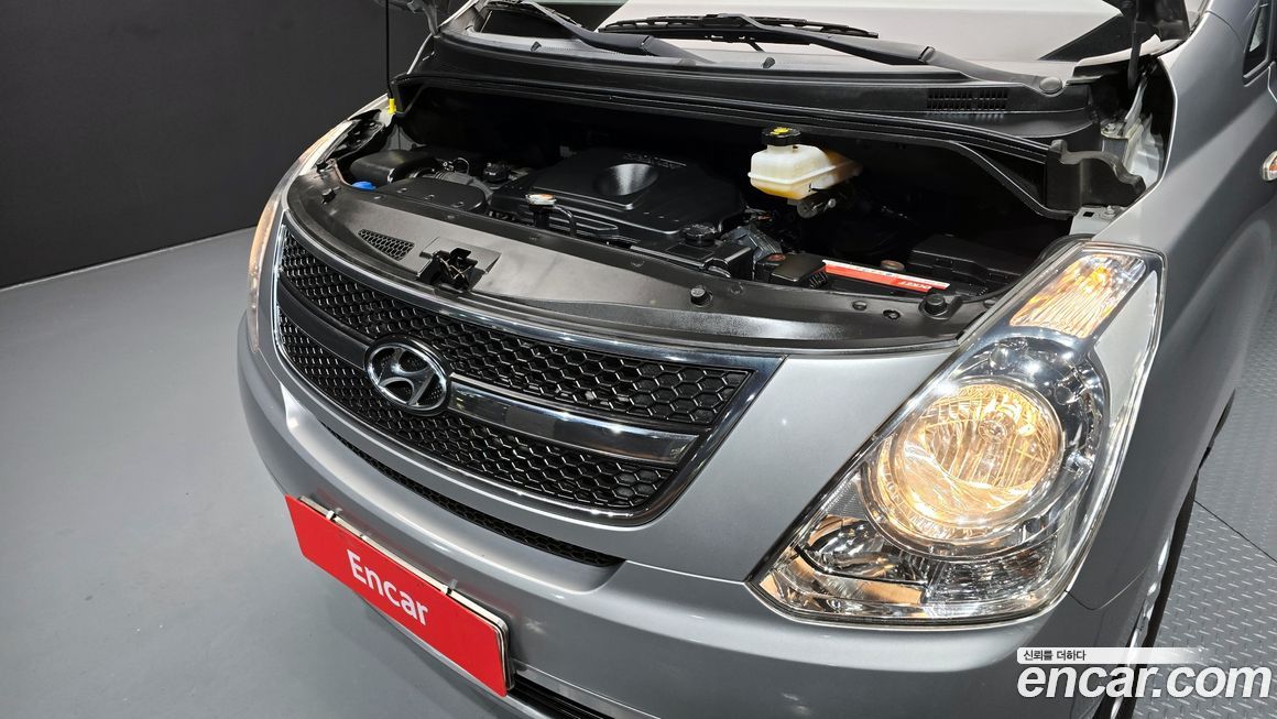 Hyundai Starex 2013
