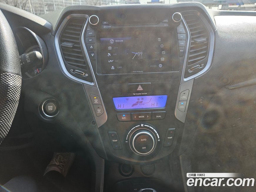 Hyundai Santafe 2014