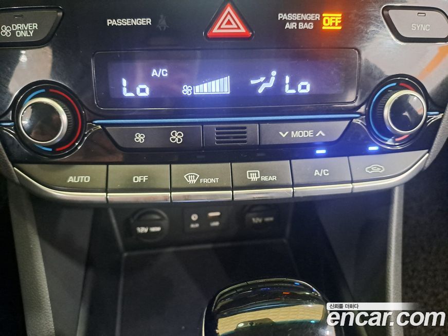 Hyundai Ioniq 2016