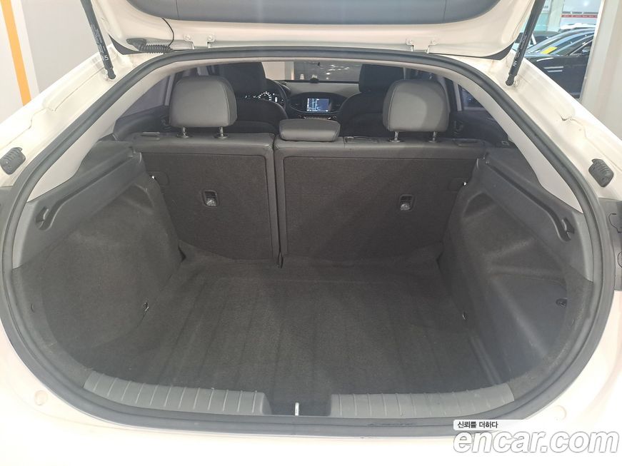 Hyundai Ioniq 2016