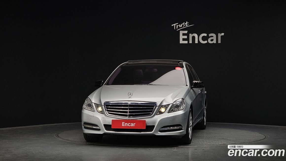 Mercedes-Benz E-Class 2011