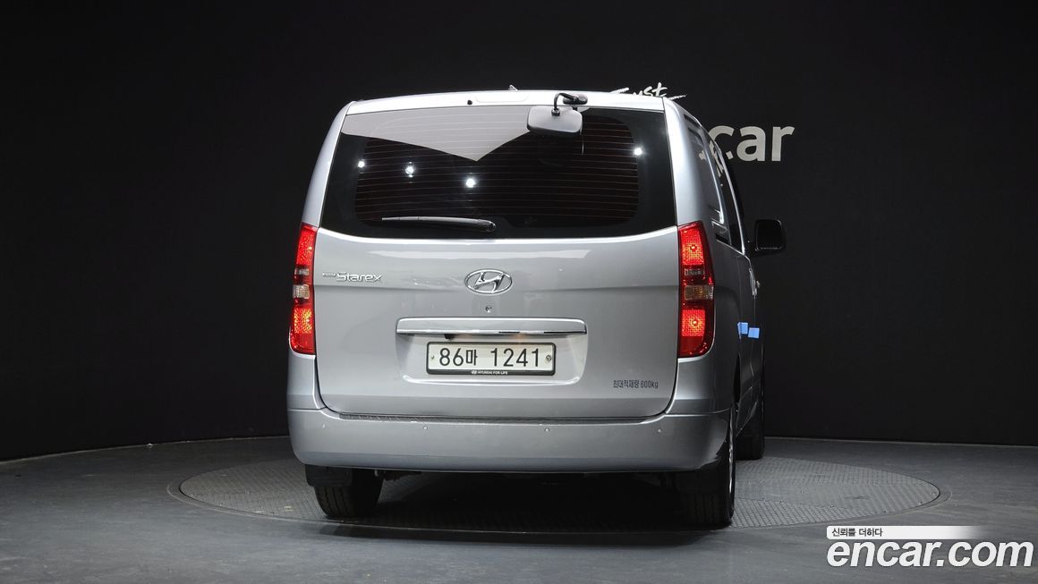 Hyundai Starex 2019