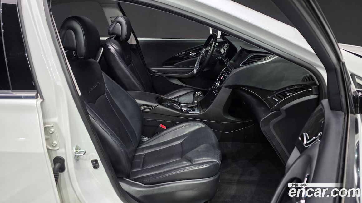 Hyundai Grandeur 2016