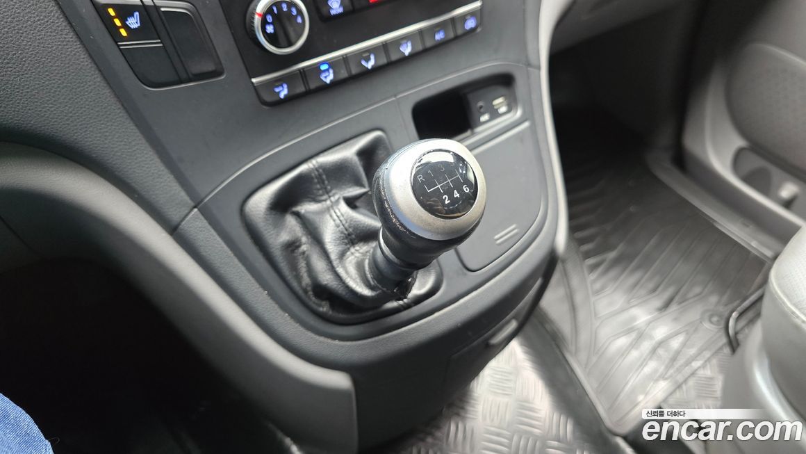Hyundai Starex 2019