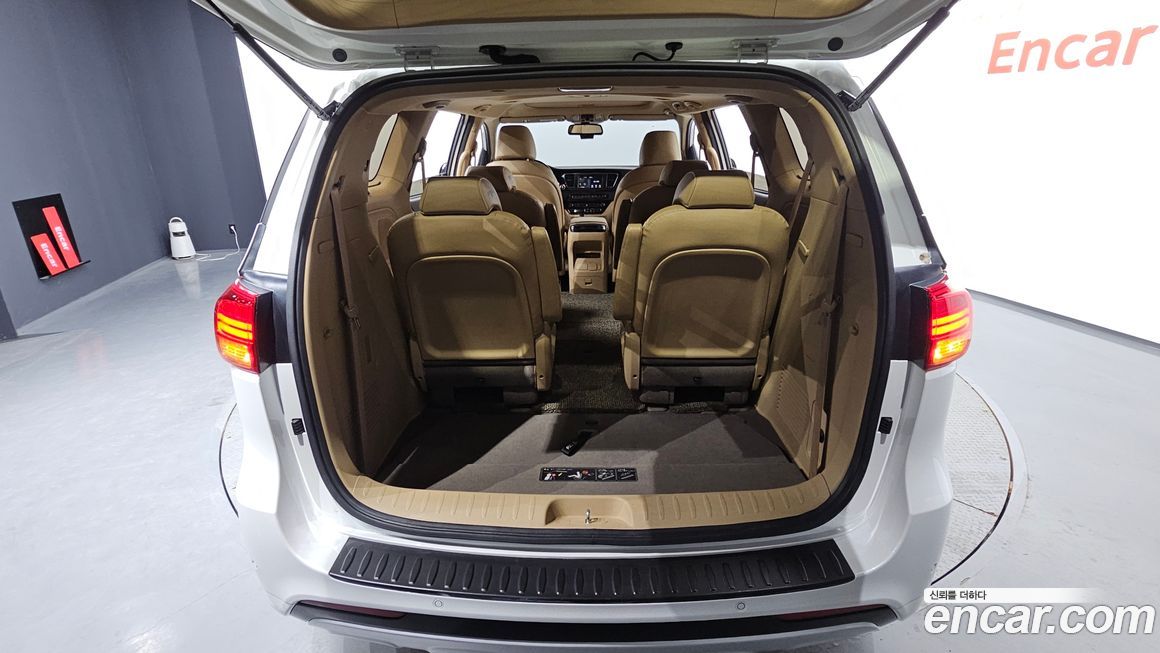 Kia Canival 2017