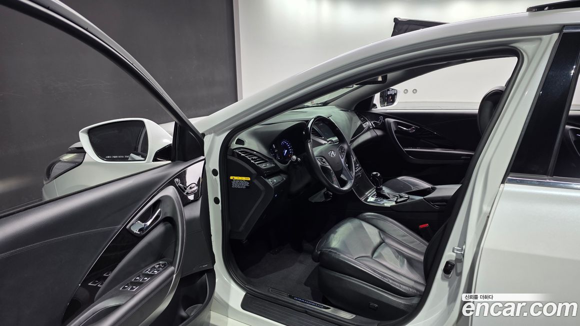 Hyundai Grandeur 2016