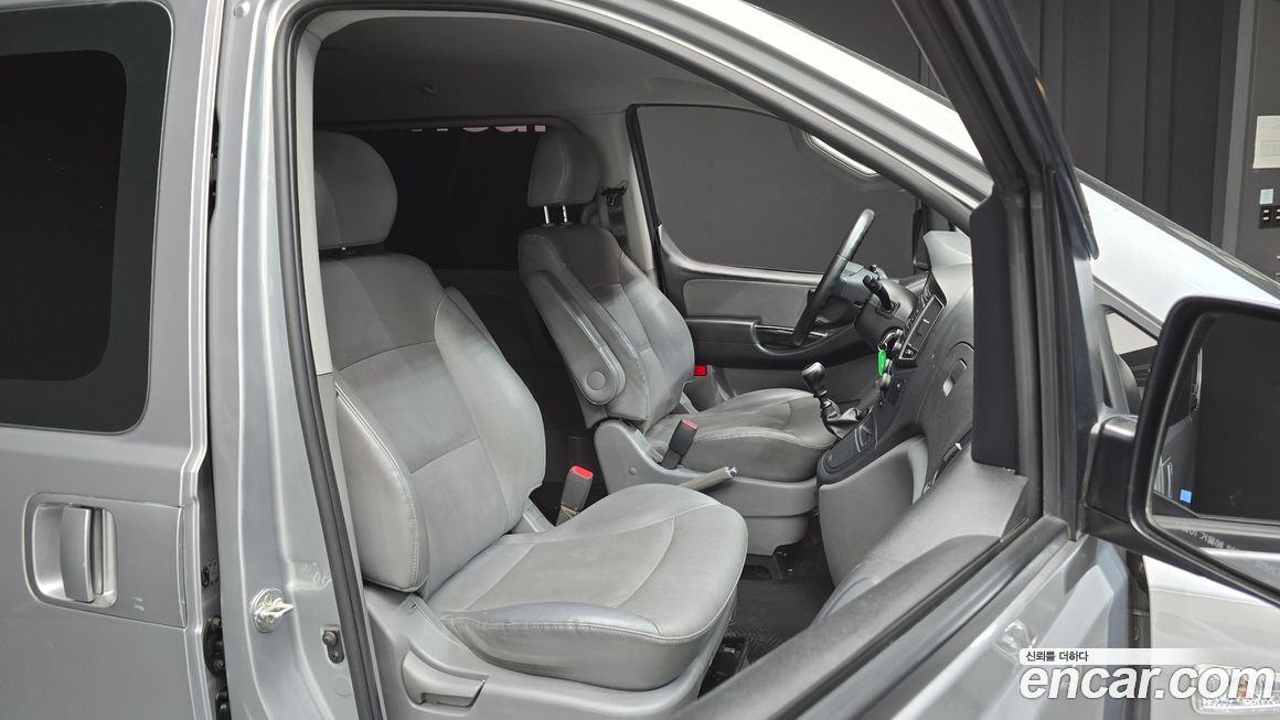 Hyundai Starex 2019