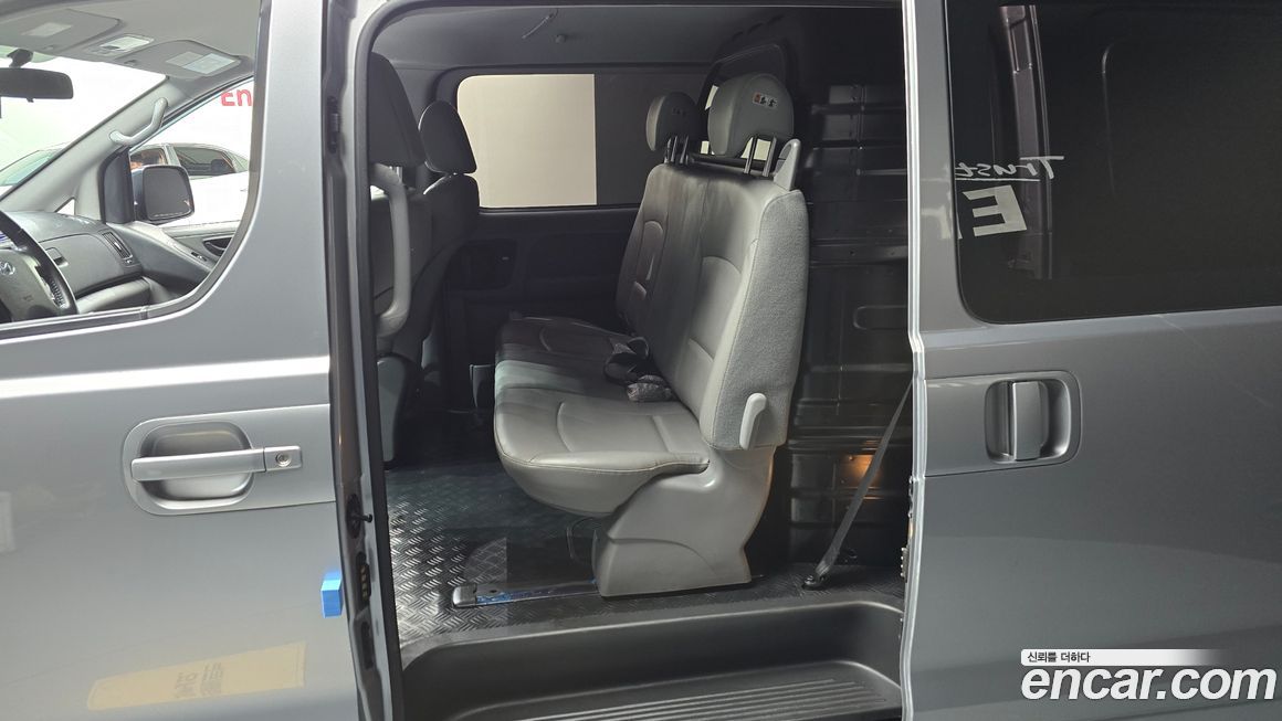 Hyundai Starex 2019