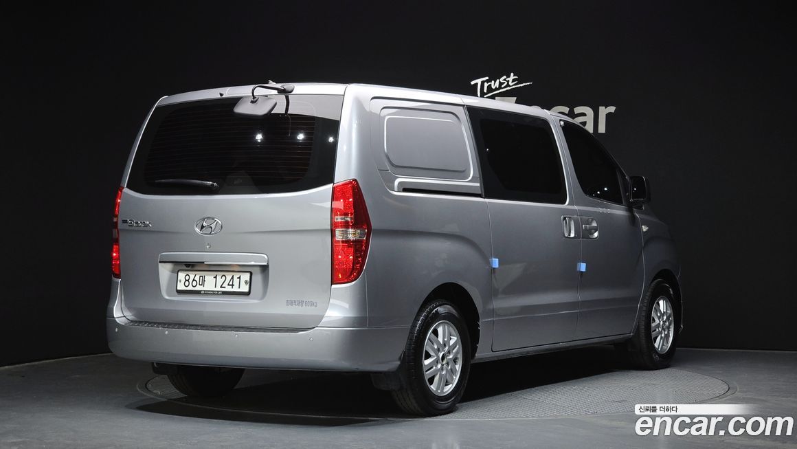 Hyundai Starex 2019