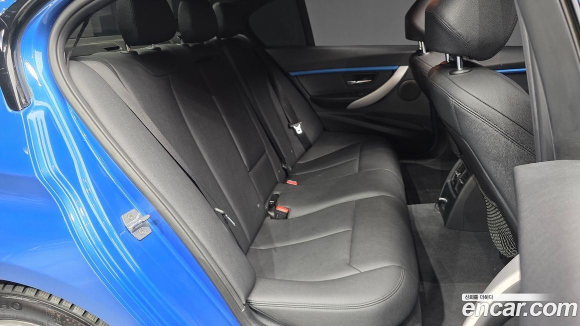 BMW 3-Series 2017