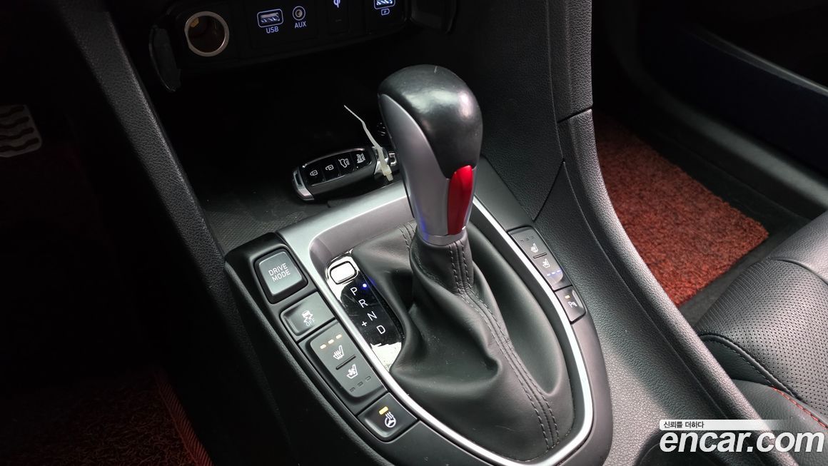 Hyundai Veloster 2018