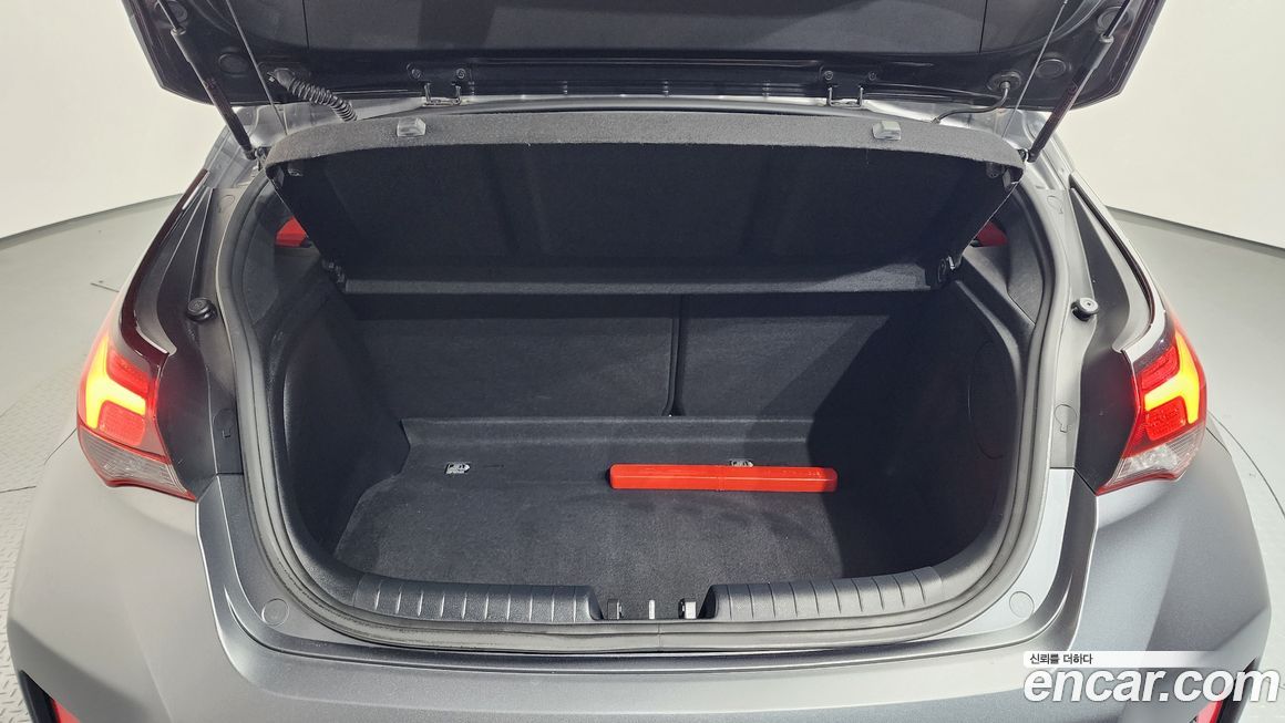 Hyundai Veloster 2018